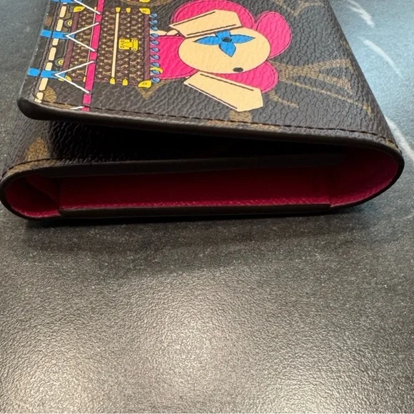 NIB LOUIS VUITTON Monogram Vivienne Portefeuille Victorine Wallet - Picture 5 of 12